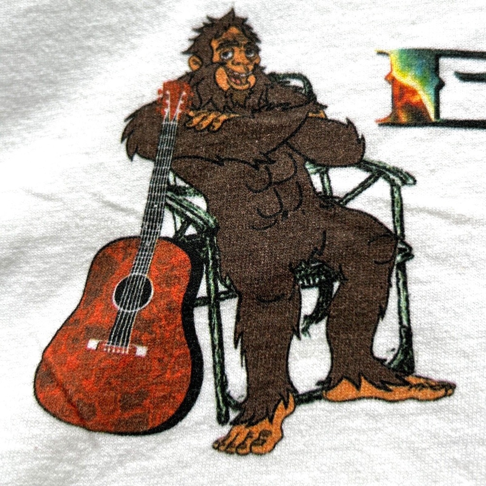 Bands on the Beach 2013 T shirt Size S White Sasquatch w. Guitar Todd Richard